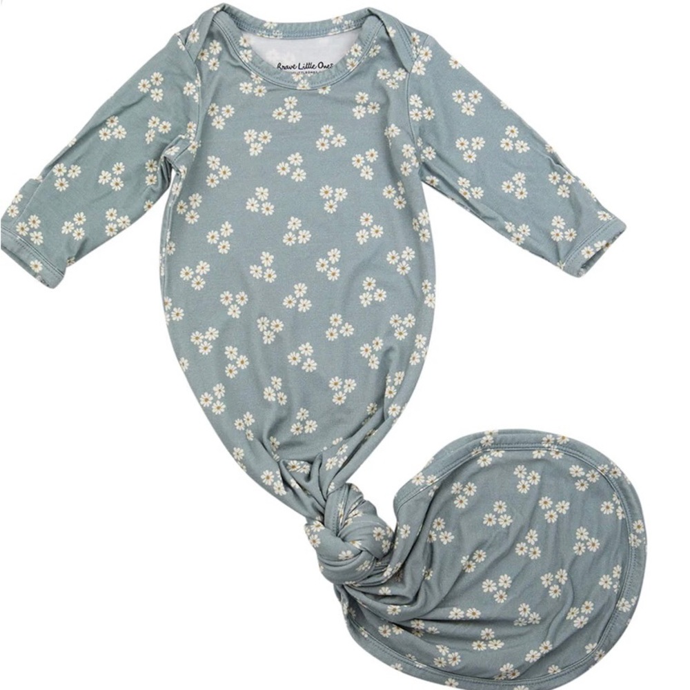 Brave Little Ones Daisy Floral Knotted Gown